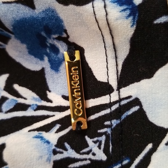 💙 CALVIN KLEIN SLEEVELESS TOP 💙 - Picture 6 of 7